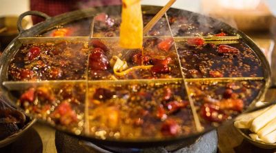  重慶火鍋底料食品廠，很好的配菜，讓你彰顯男人風(fēng)范