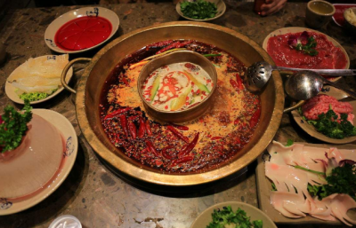 重慶火鍋底料加工，吃火鍋，九宮格不可辜負