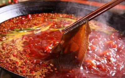 重慶火鍋底料工廠，春天吃火鍋必講究攻略