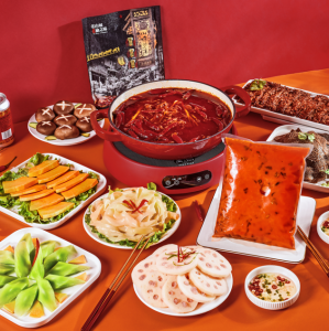 源頭廠家底料為何受火鍋店青睞？優(yōu)勢(shì)揭秘！