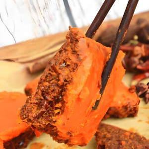火鍋清油與牛油，風(fēng)味與營(yíng)養(yǎng)究竟有何不同？
