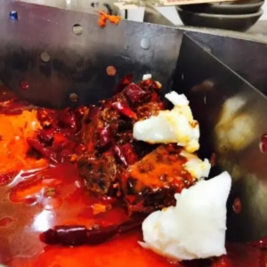 牛油紅油火鍋底料，如何巧妙去油膩，盡享清爽美味？
