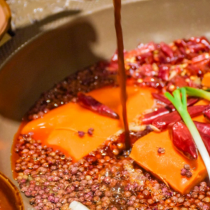 哪能找到正宗重慶火鍋底料廠家，風(fēng)味不妥協(xié)？