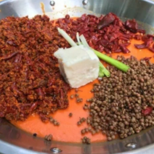 如何尋覓正宗重慶火鍋底料生產(chǎn)廠家？